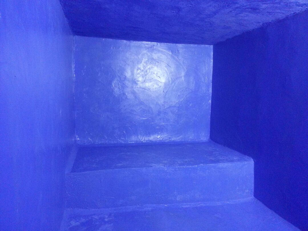 عازل ابوكسى للخزانات (1)