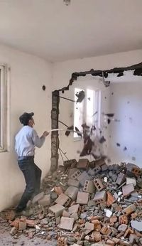 هدم وتكسير الجدران (11)